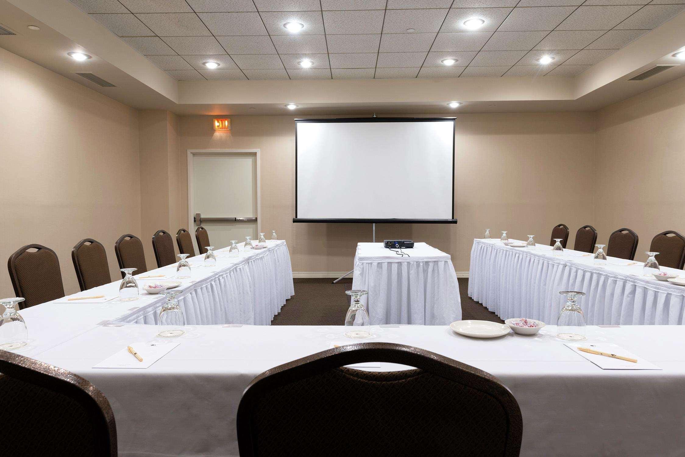 Doubletree By Hilton Binghamton Hotel Exterior photo