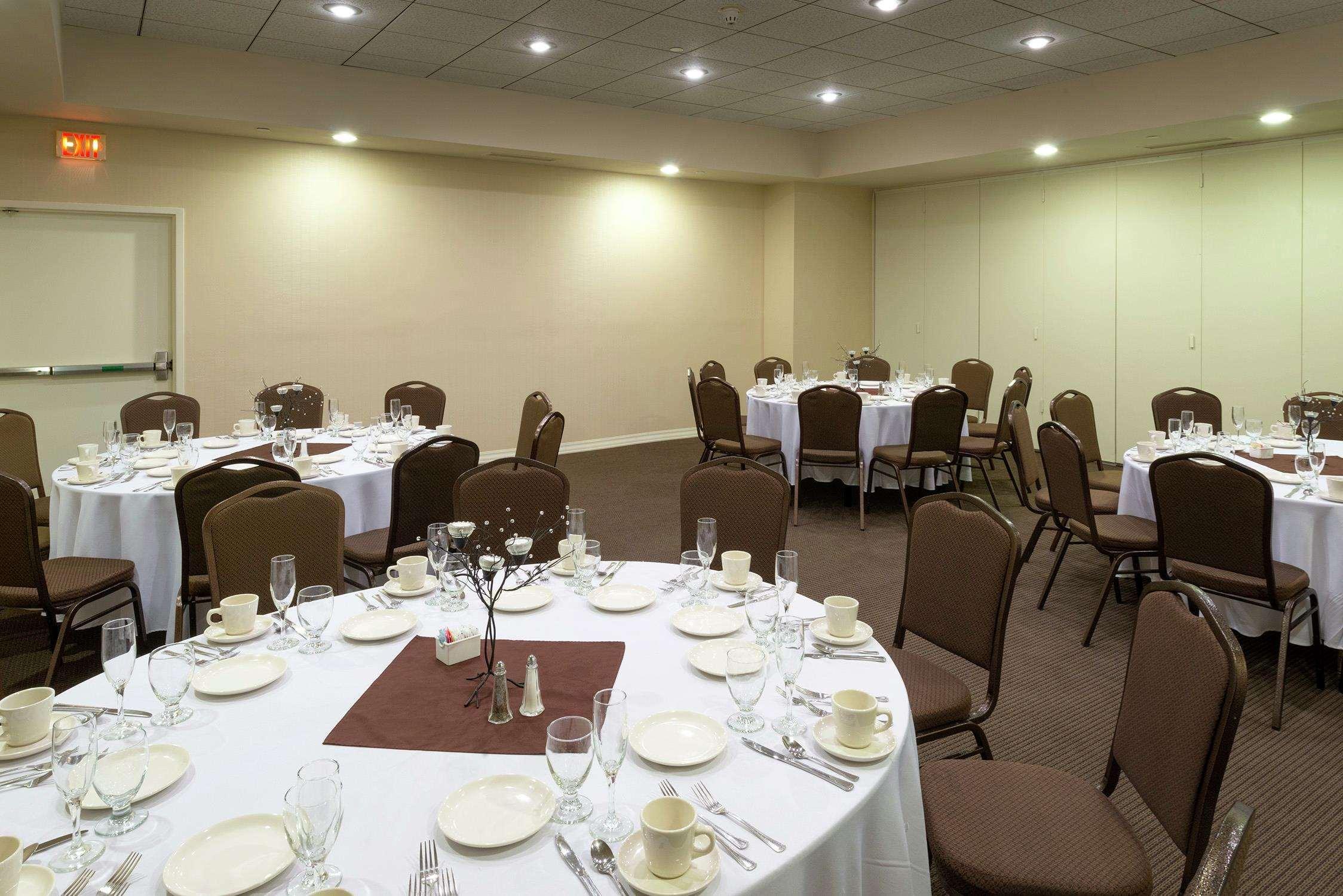 Doubletree By Hilton Binghamton Hotel Exterior photo
